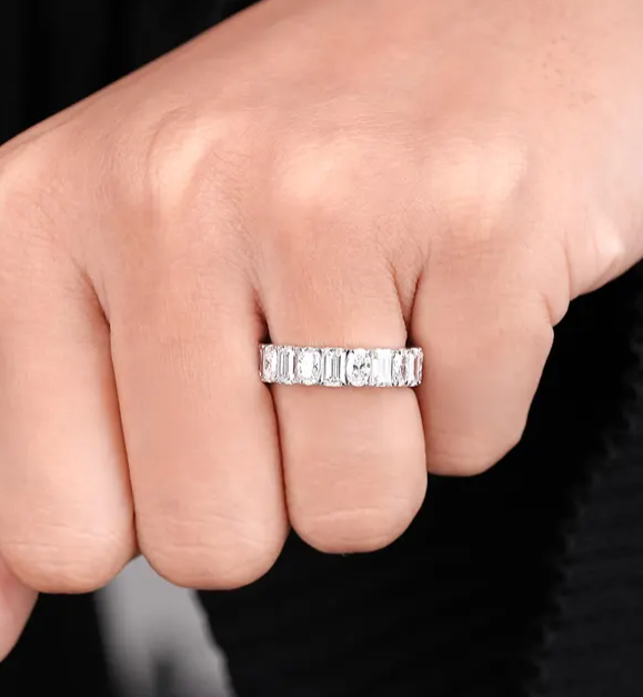 14K Solid Gold Oval Emerald lab-grown Diamond Eternity Band
