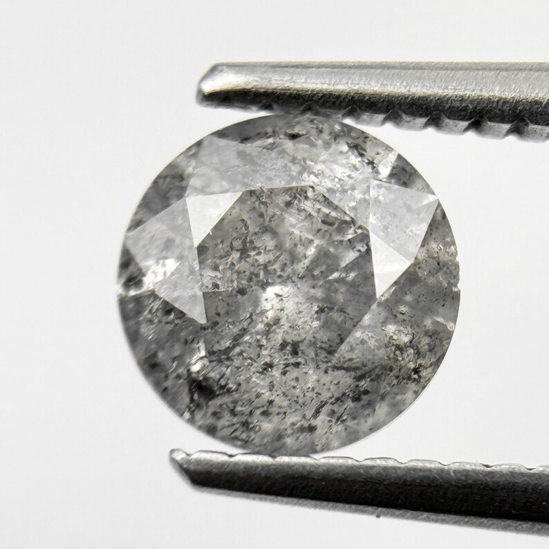 1.17 Ct Round Brilliant Cut Grey Natural Fancy Diamond