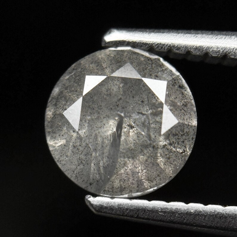 1.23 Ct Round Brilliant Cut Grey Natural Fancy Diamond