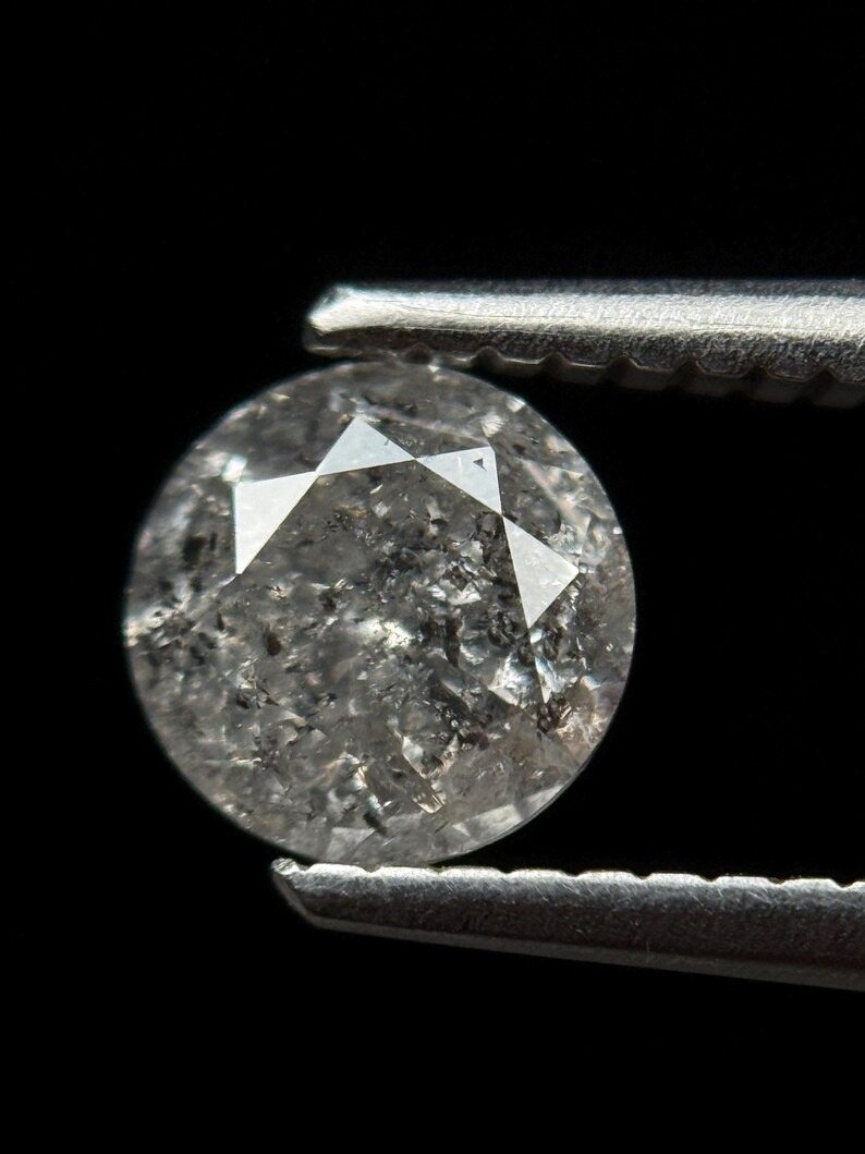 0.95 Ct Round Brilliant Cut Grey Natural Salt and Pepper Diamond