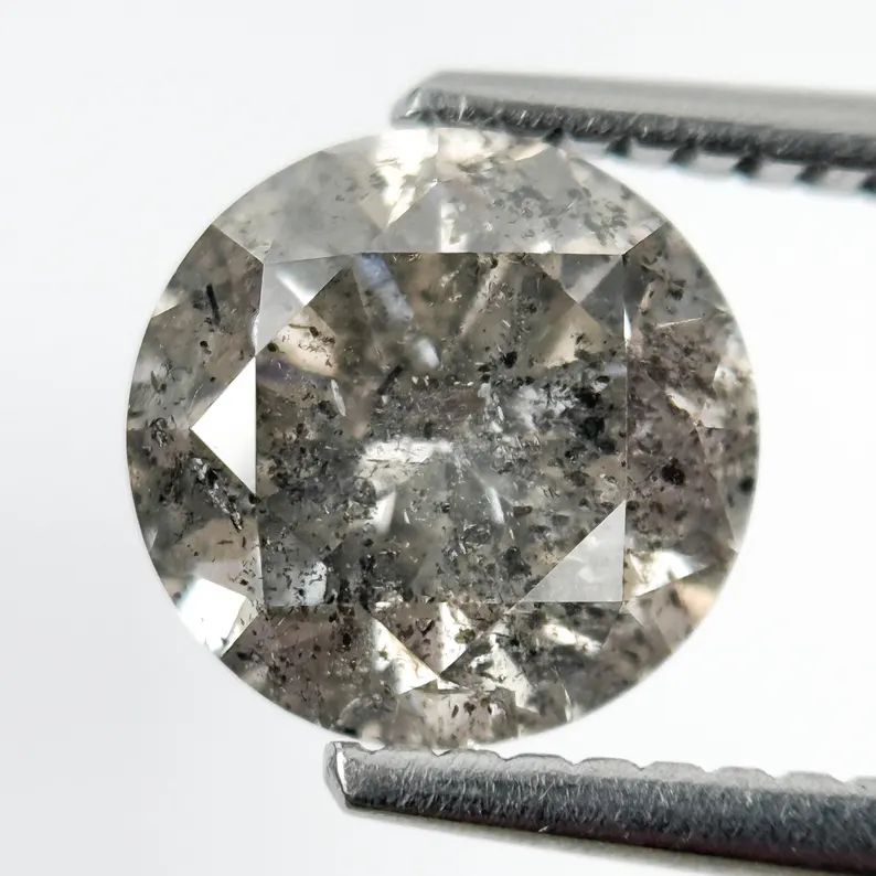 1.75 Ct Round Brilliant Cut Grey Natural Fancy Diamond
