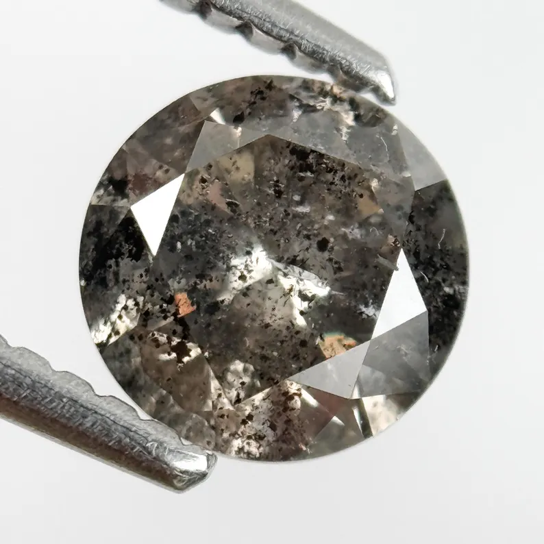1.00 Ct Round Brilliant Cut Grey Natural Fancy Diamond