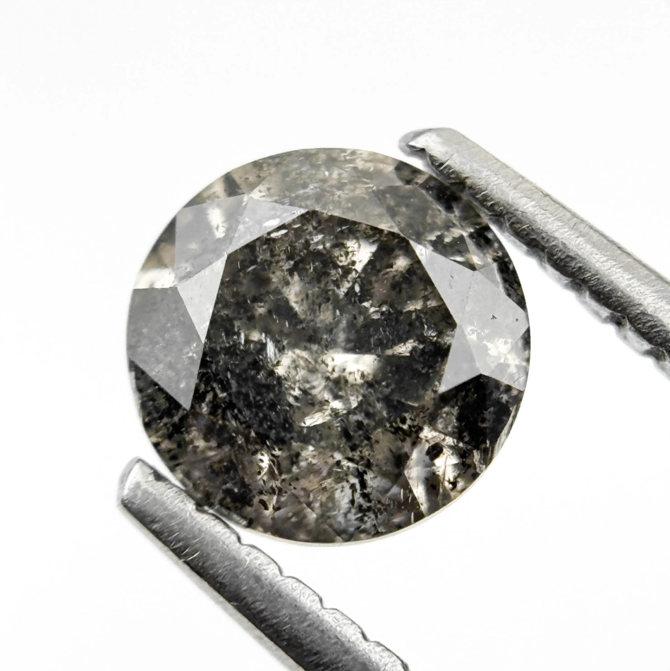1.04 Ct Round Brilliant Cut Grey Natural Fancy Diamond