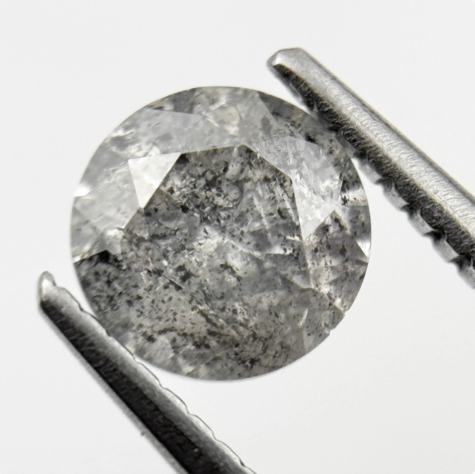 1.17 Ct Round Brilliant Cut Grey Natural Fancy Diamond