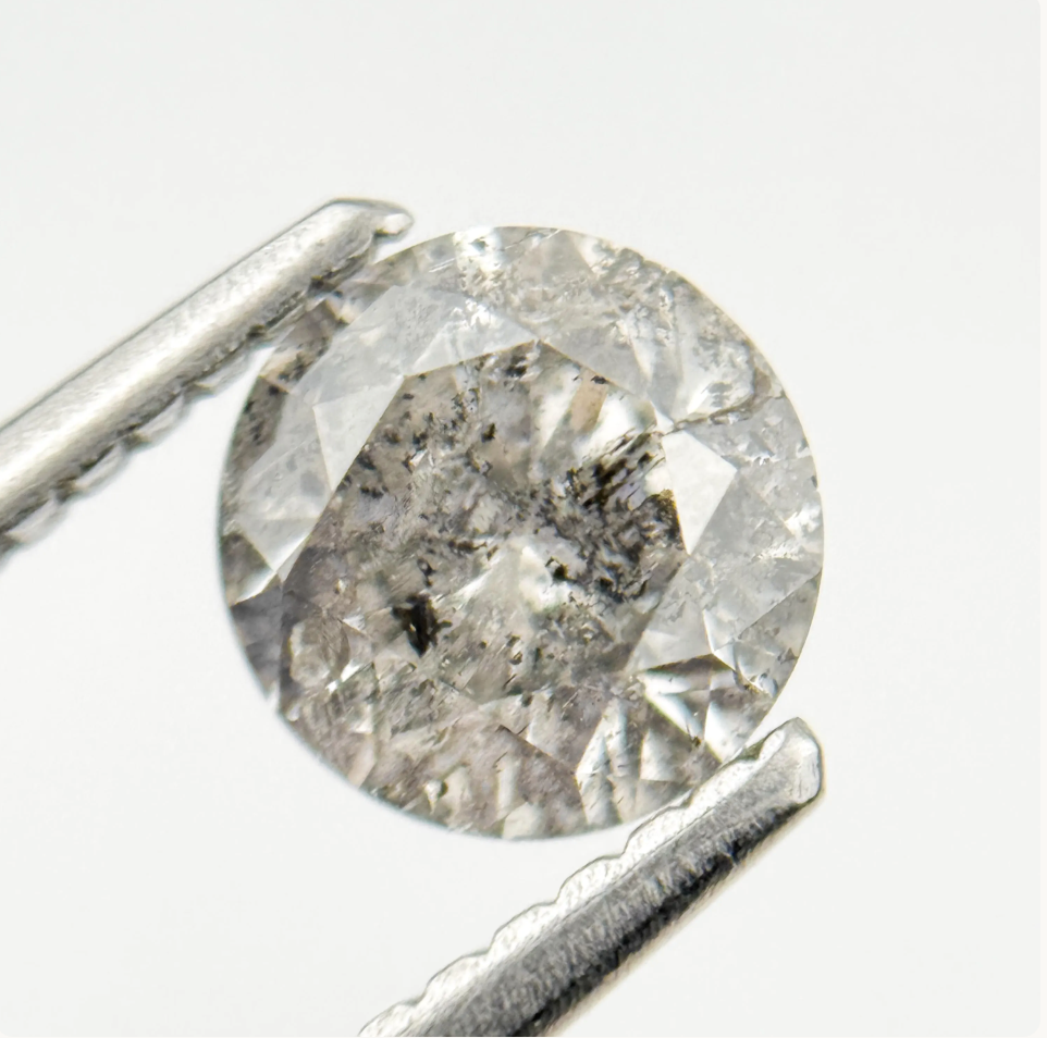 0.94 Ct Round Brilliant Cut Grey Natural Fancy Diamond