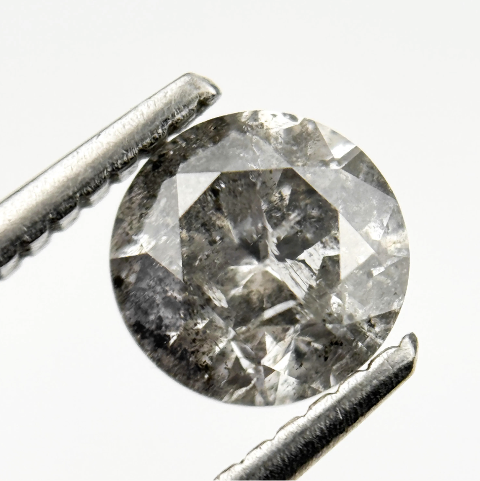 1.03 Ct Round Brilliant Cut Grey Natural Fancy Diamond
