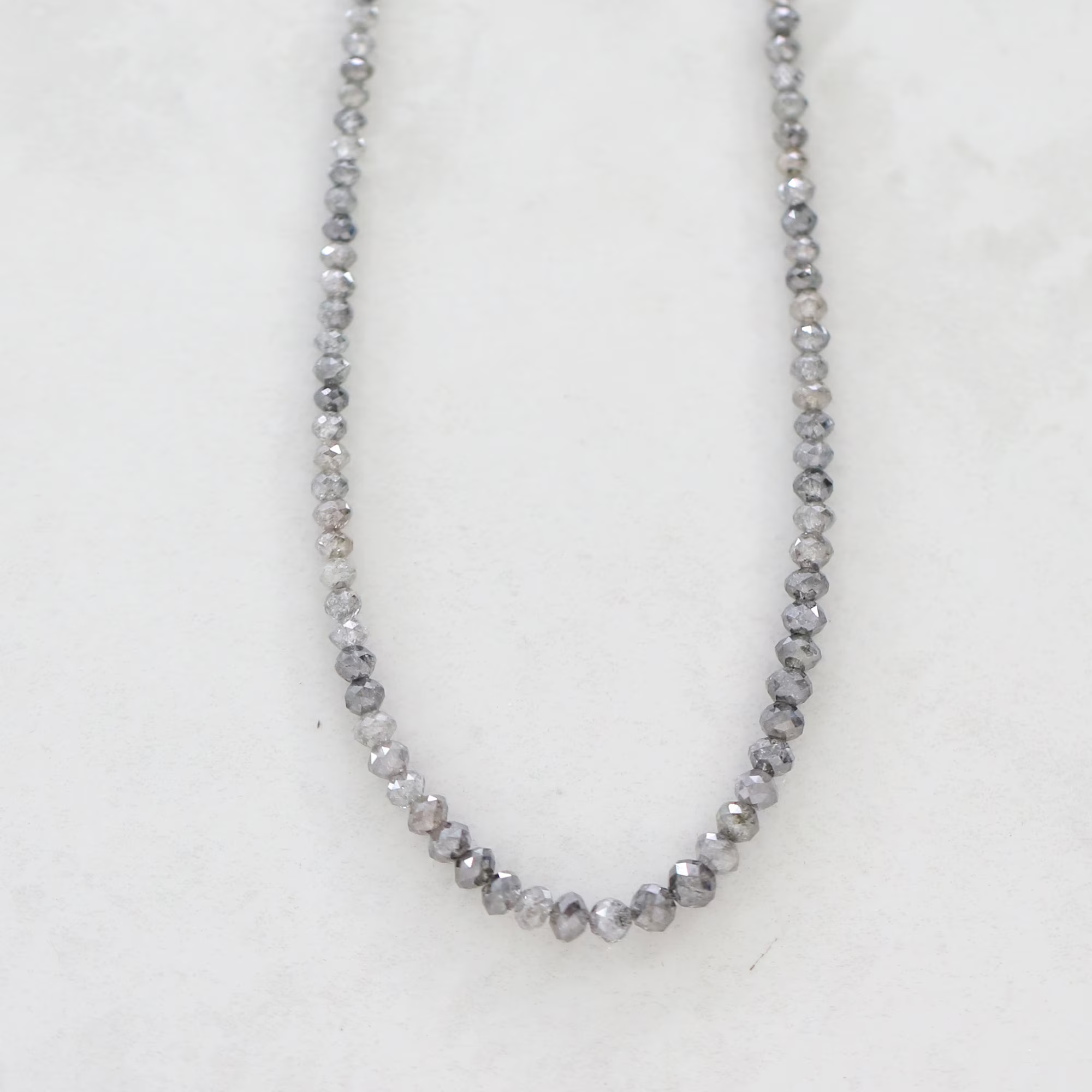 3 MM to 4.8 MM Beads Checker Gray Natural Salt and Pepper Diamond