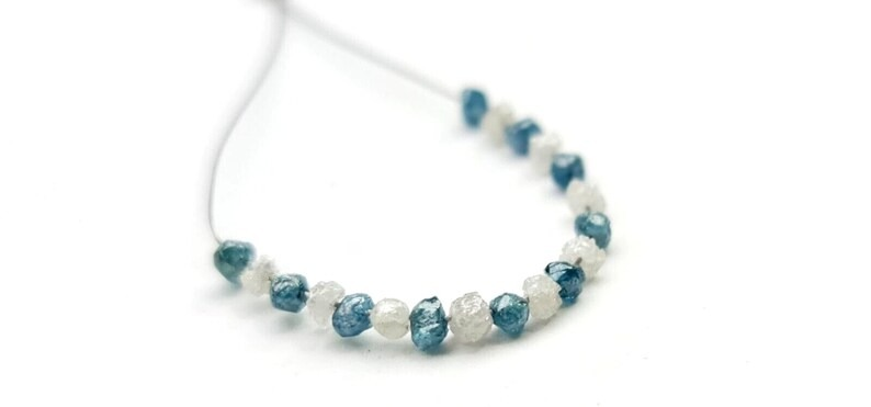 2.0-3.0 MM Beads Checker Blue & White Natural Loose Diamond