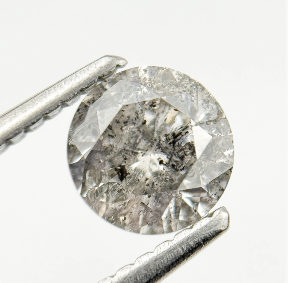 0.94 Ct Round Brilliant Cut Grey Natural Fancy Diamond