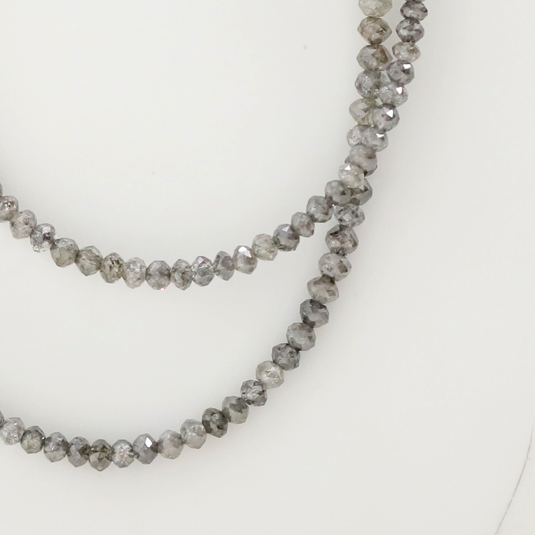 3 MM to 4.8 MM Beads Checker Gray Natural Salt and Pepper Diamond