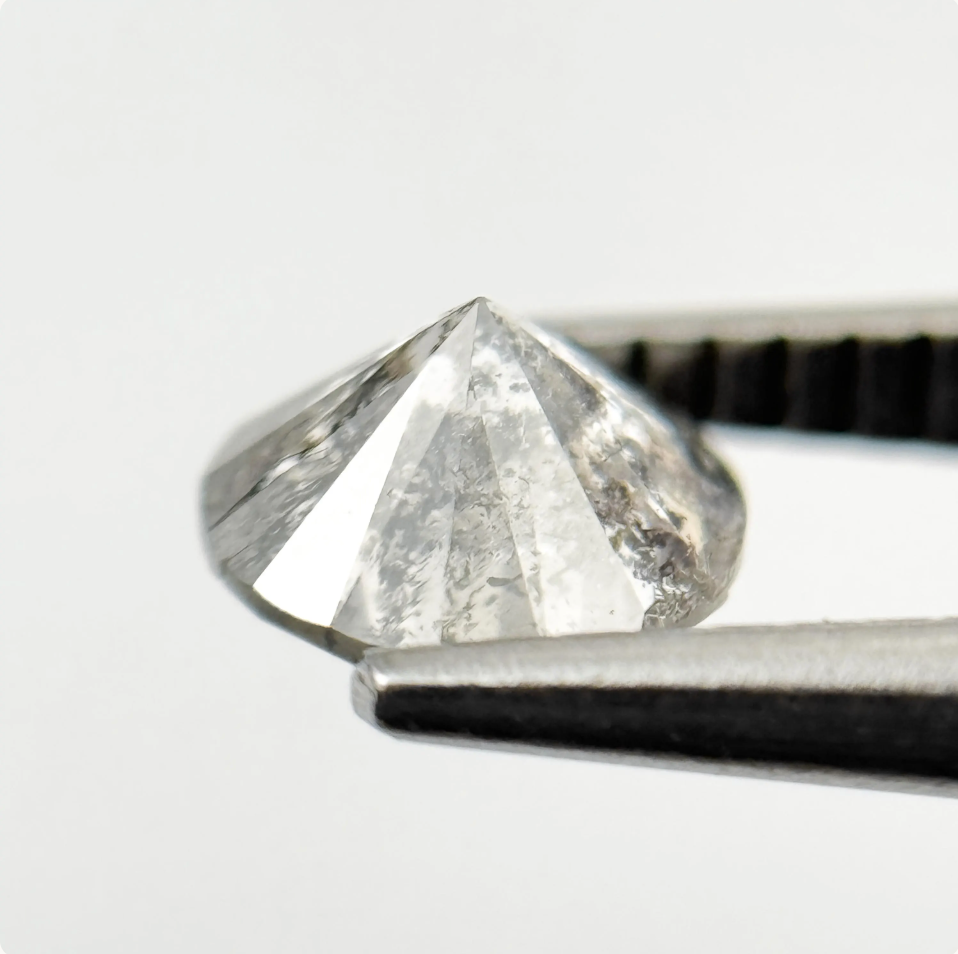 0.94 Ct Round Brilliant Cut Grey Natural Fancy Diamond