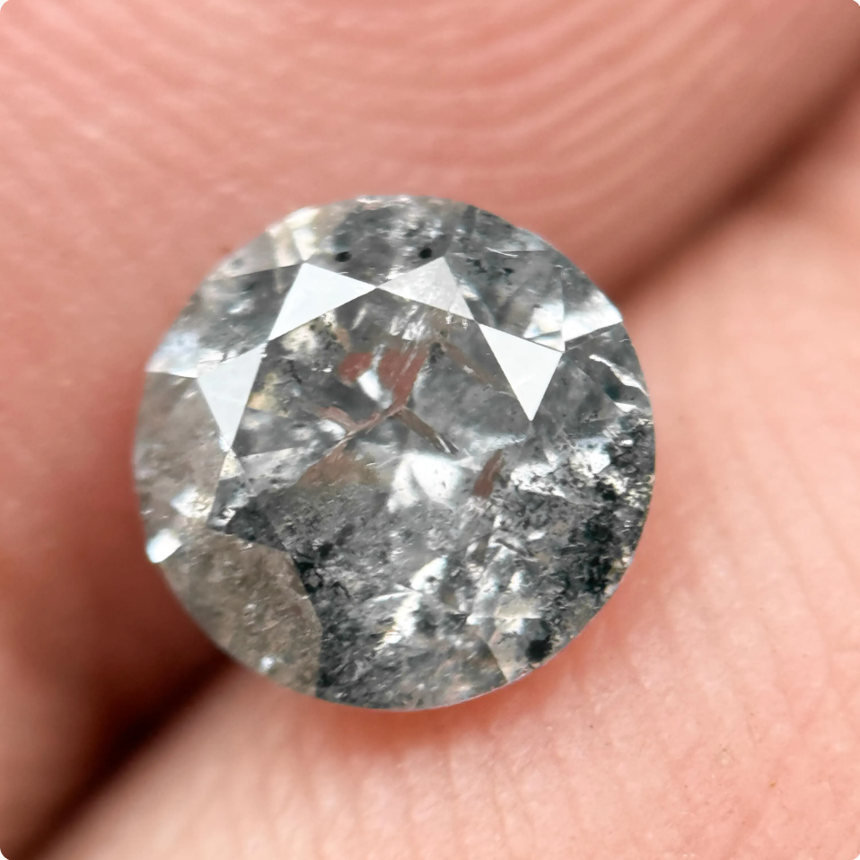 1.03 Ct Round Brilliant Cut Grey Natural Fancy Diamond