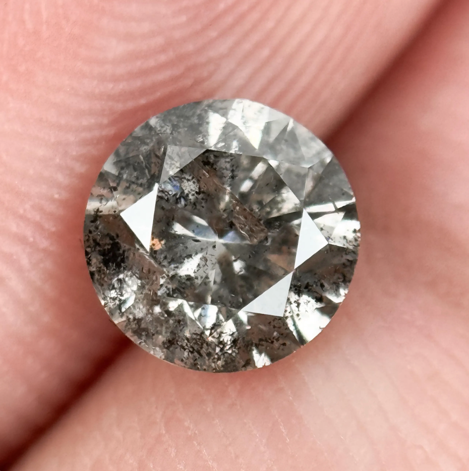 1.05 Ct Round Brilliant Cut Grey Natural Galaxy Diamond