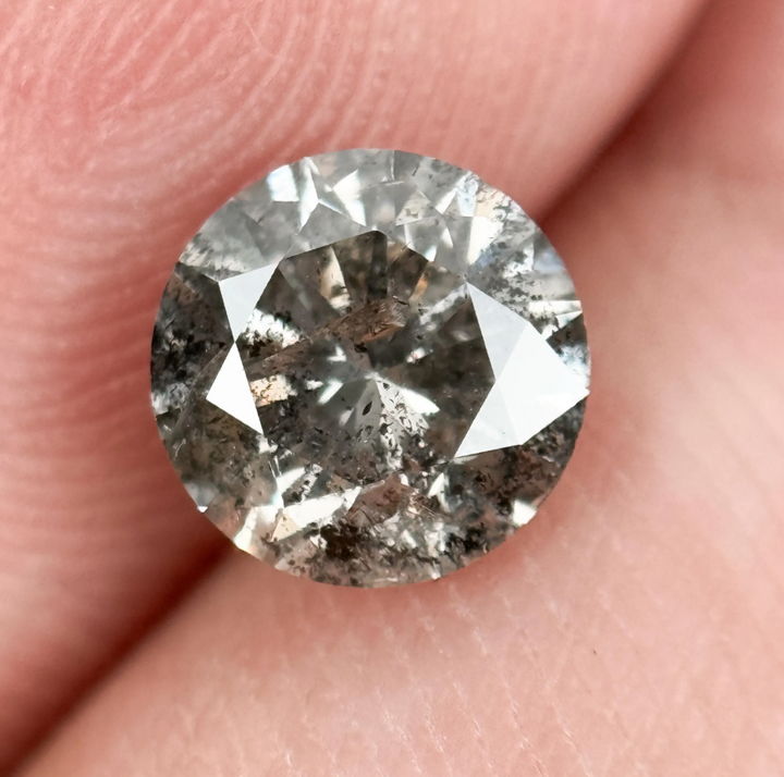 1.05 Ct Round Brilliant Cut Grey Natural Galaxy Diamond