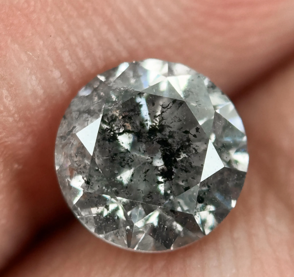0.98 Ct Round Brilliant Cut Grey Natural Galaxy Diamond