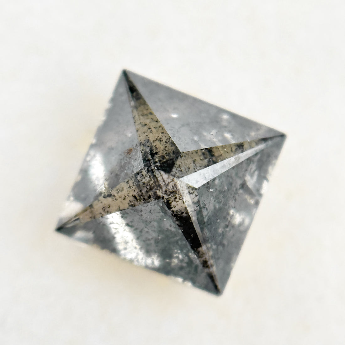 1.04 Ct Round Rose Cut Grey Natural Salt and Pepper Diamond