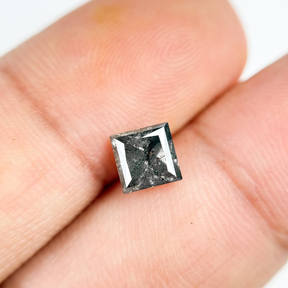 1.04 Ct Round Rose Cut Grey Natural Salt and Pepper Diamond