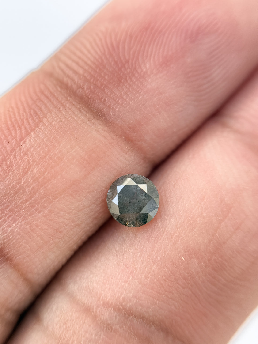 0.58 Ct Round Brilliant Cut Grey Natural Fancy Diamond