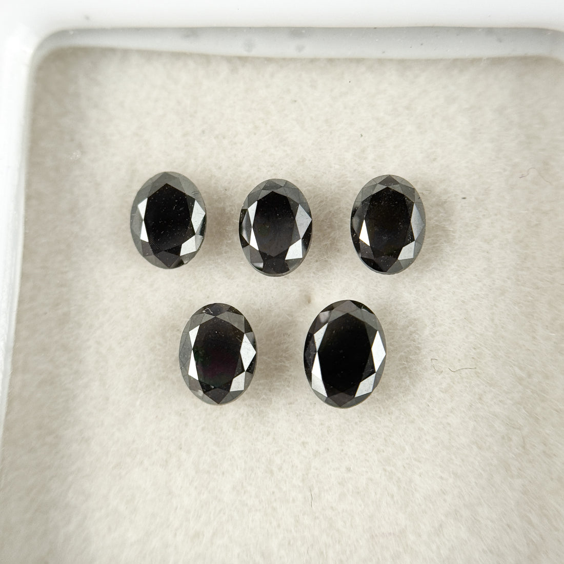4 X 3 MM Oval Brilliant Cut Black Natural Fancy Diamond Loose