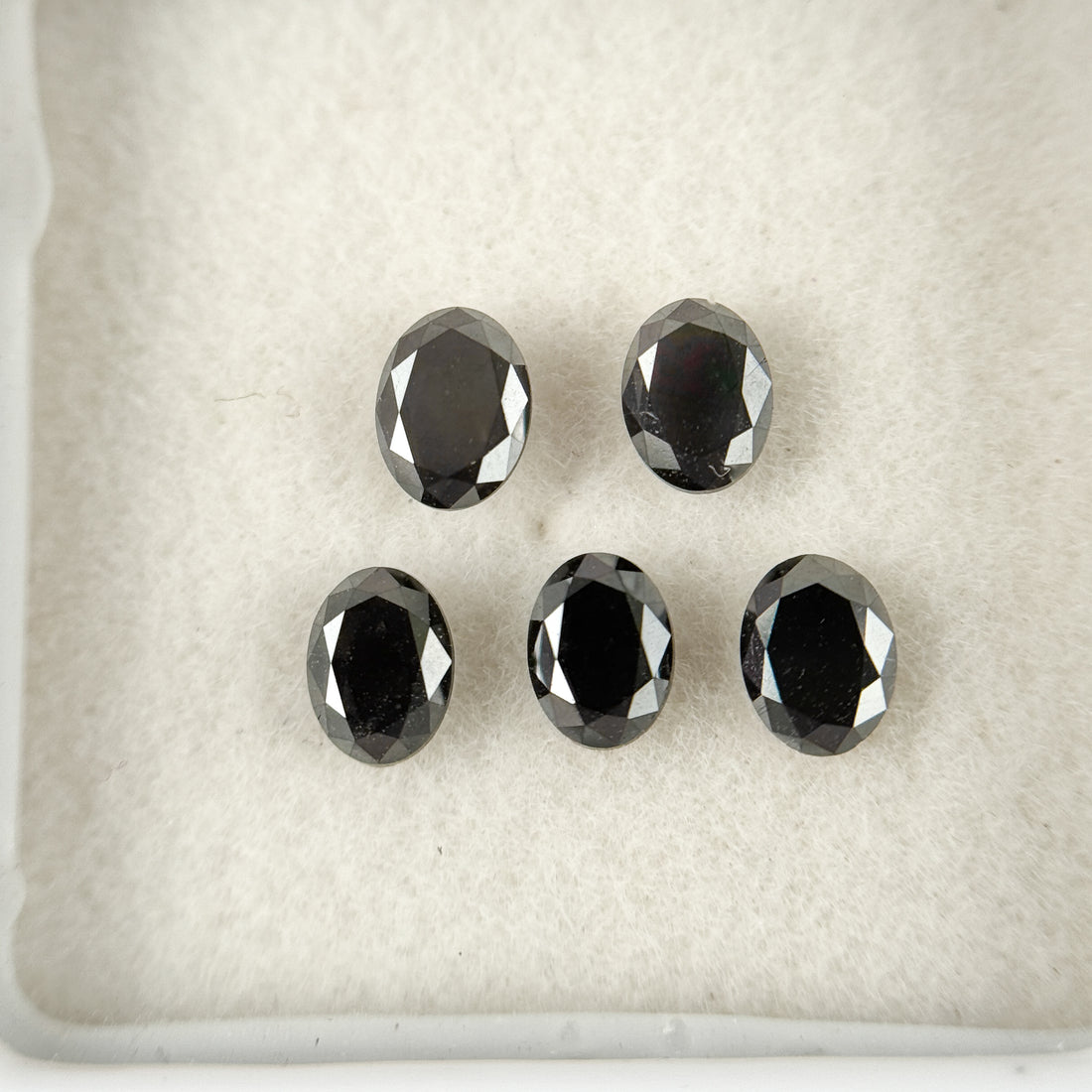 4 X 3 MM Oval Brilliant Cut Black Natural Fancy Diamond Loose