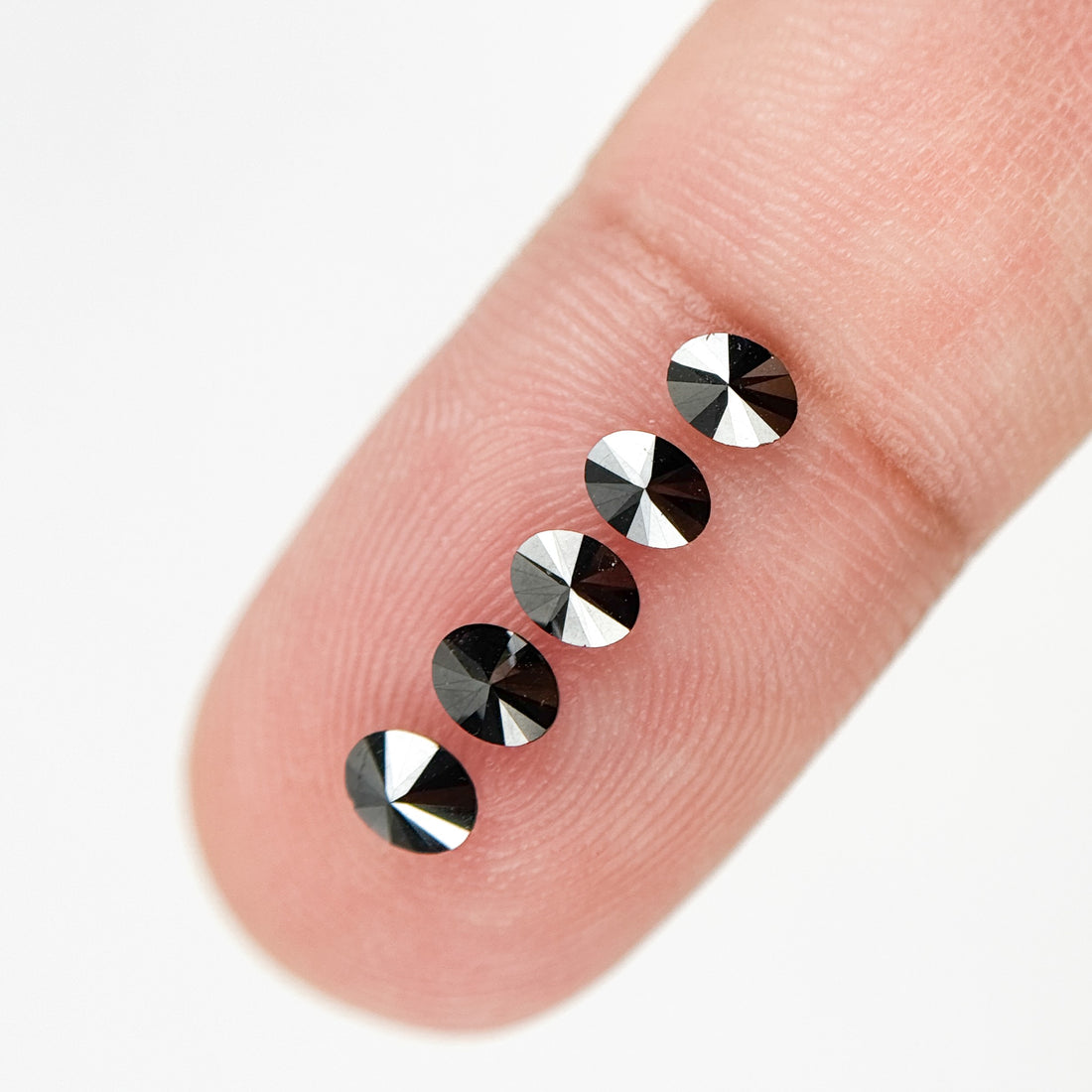 4 X 3 MM Oval Brilliant Cut Black Natural Fancy Diamond Loose