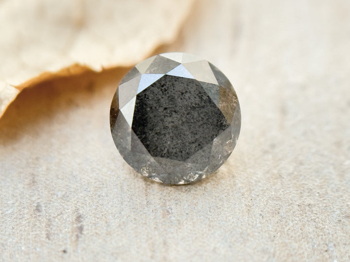 0.67 Ct Round Brilliant Cut Grey Natural Salt and Pepper Diamond
