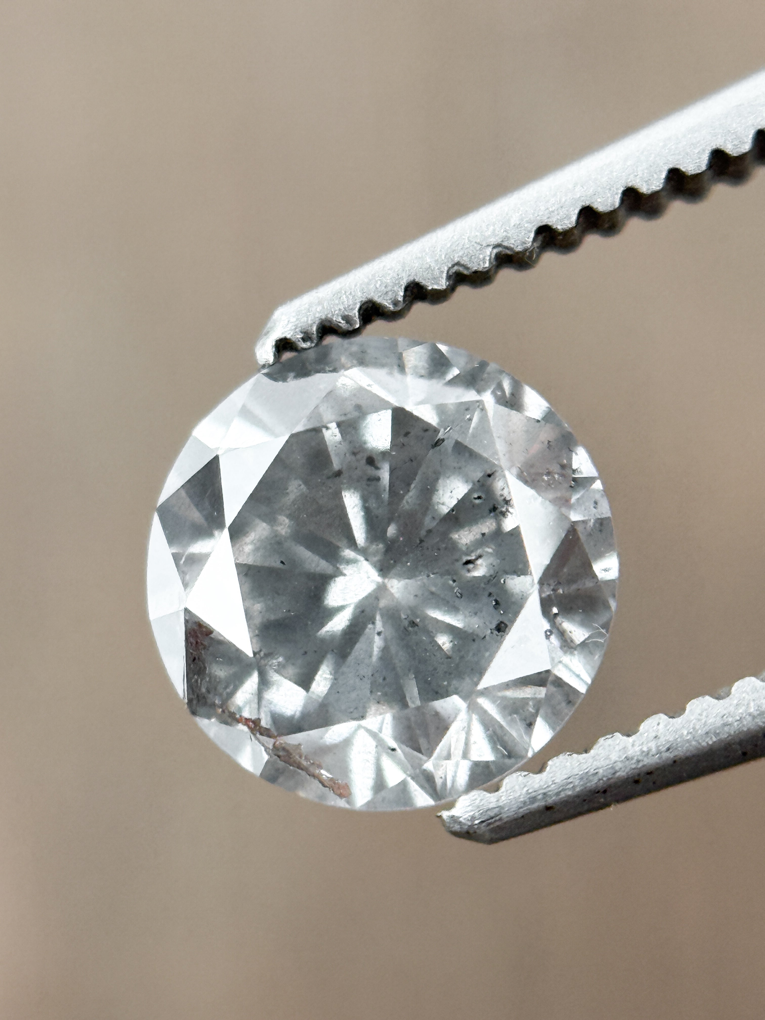 1.02 Ct Round Brilliant Cut Grey Natural Galaxy Diamond