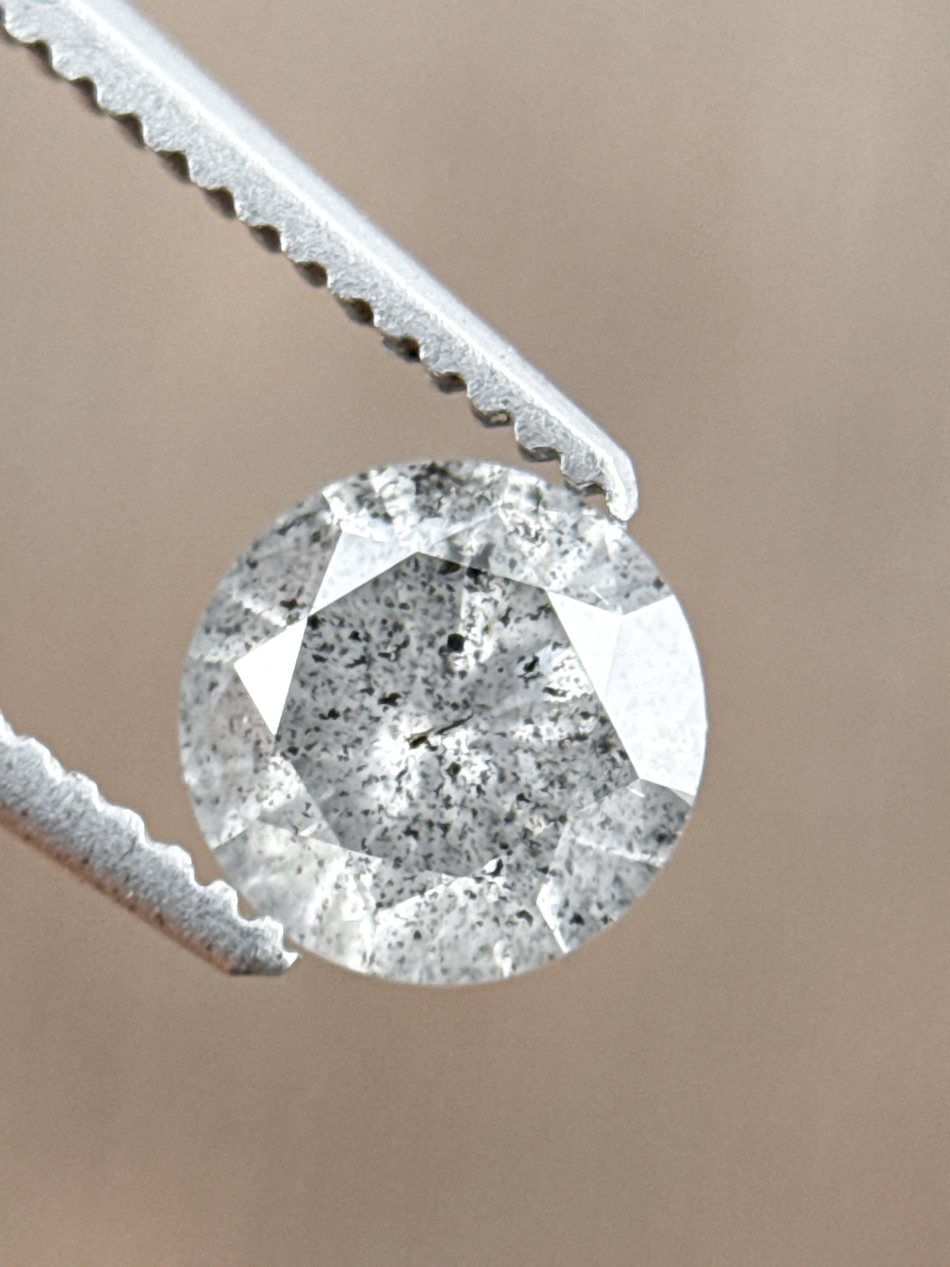 0.75 Ct Round Brilliant Cut Grey Natural Minimalist Diamond