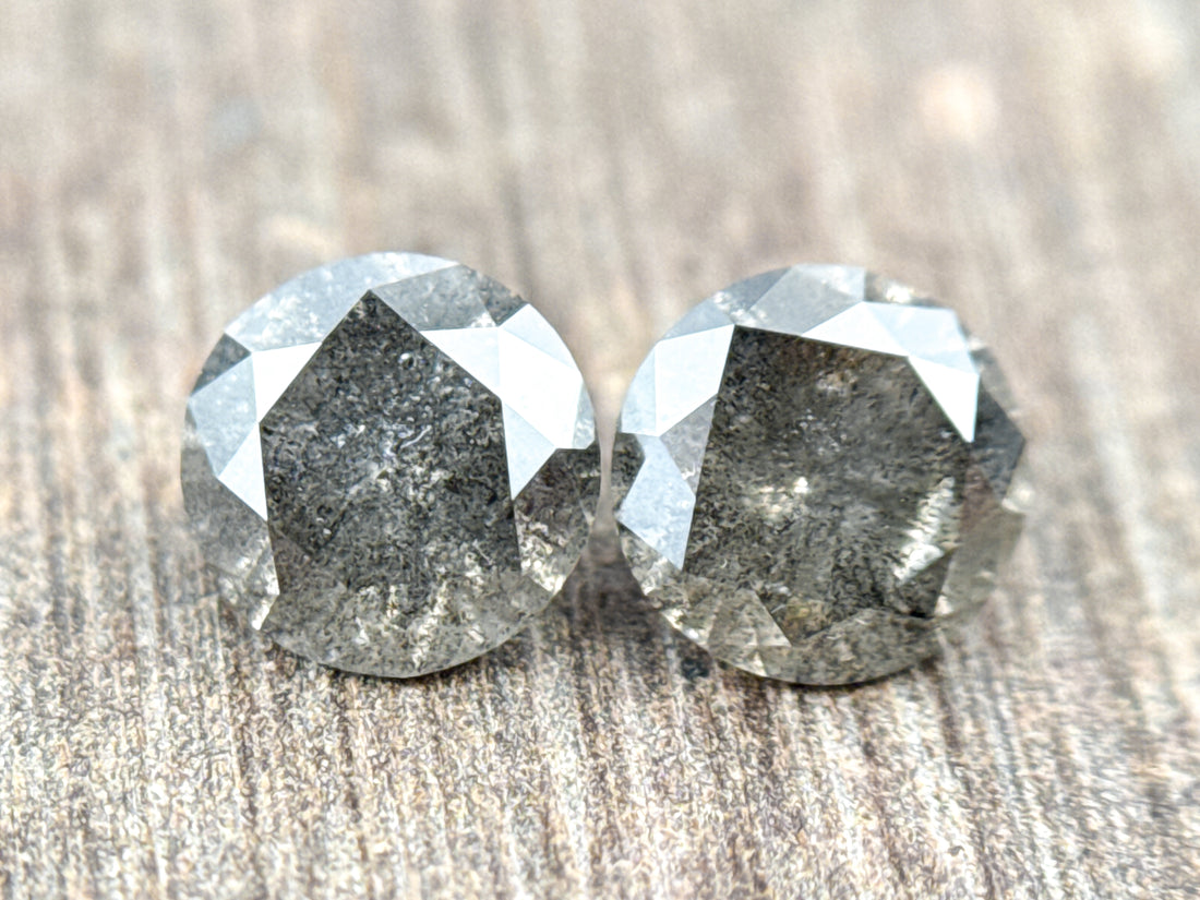 1.16 Ct Round Brilliant Cut Grey Natural Fancy Diamond