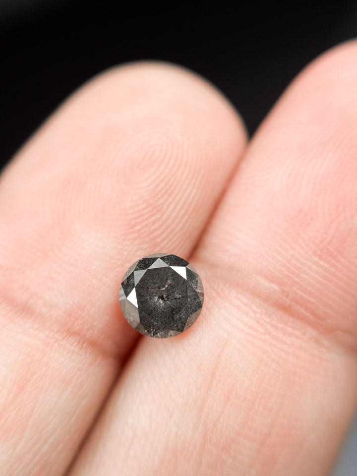 1.03 Ct Round Brilliant Cut Grey Natural Galaxy Diamond
