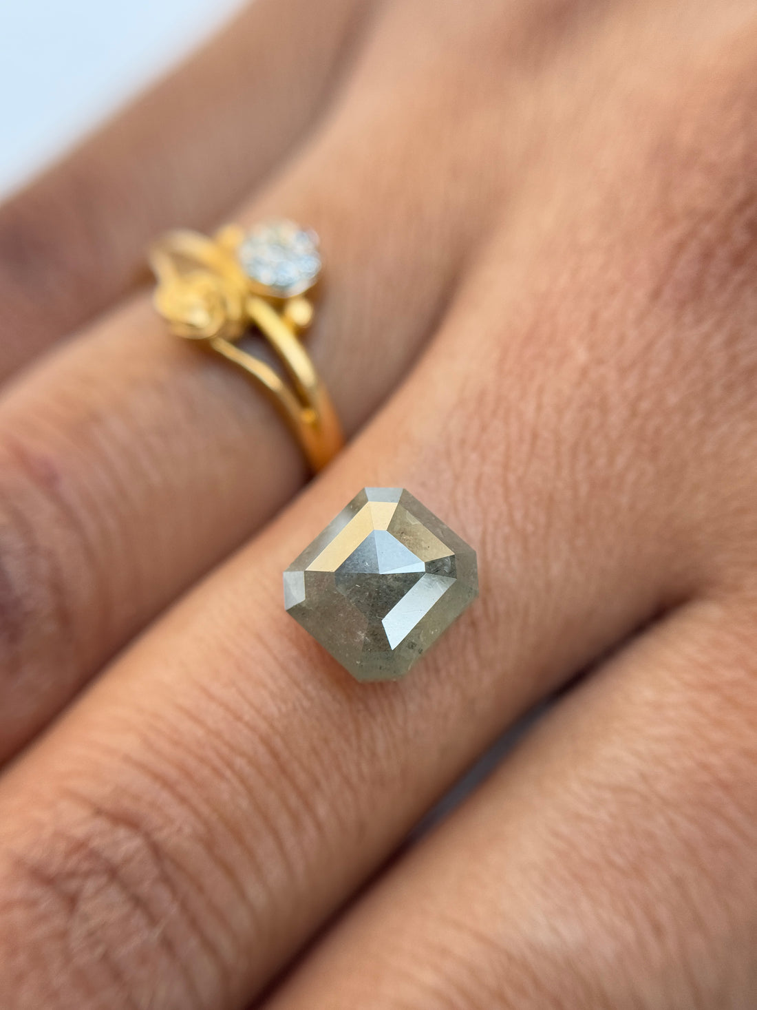 2.62 Ct Emerald Rose Cut Grey Natural Salt and Pepper Diamond