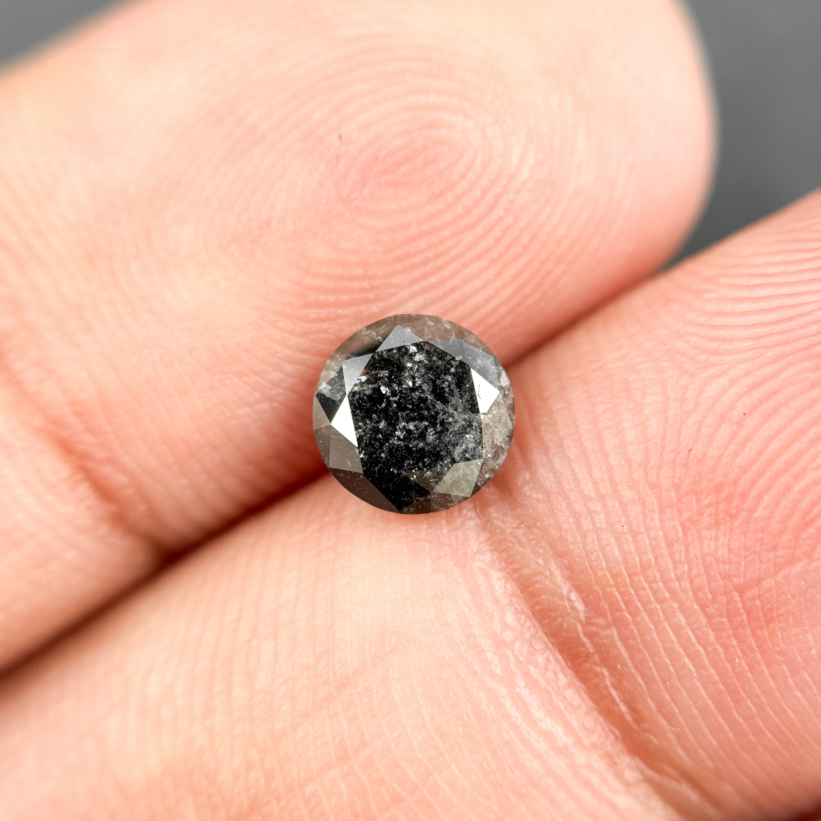 0.94 Ct Round Brilliant Cut Grey Natural Salt and Pepper Diamond