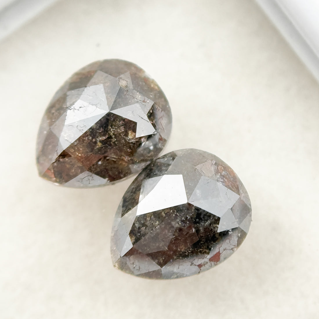 1.92 Ct Pear Rose Cut Red Natural Pair Diamond