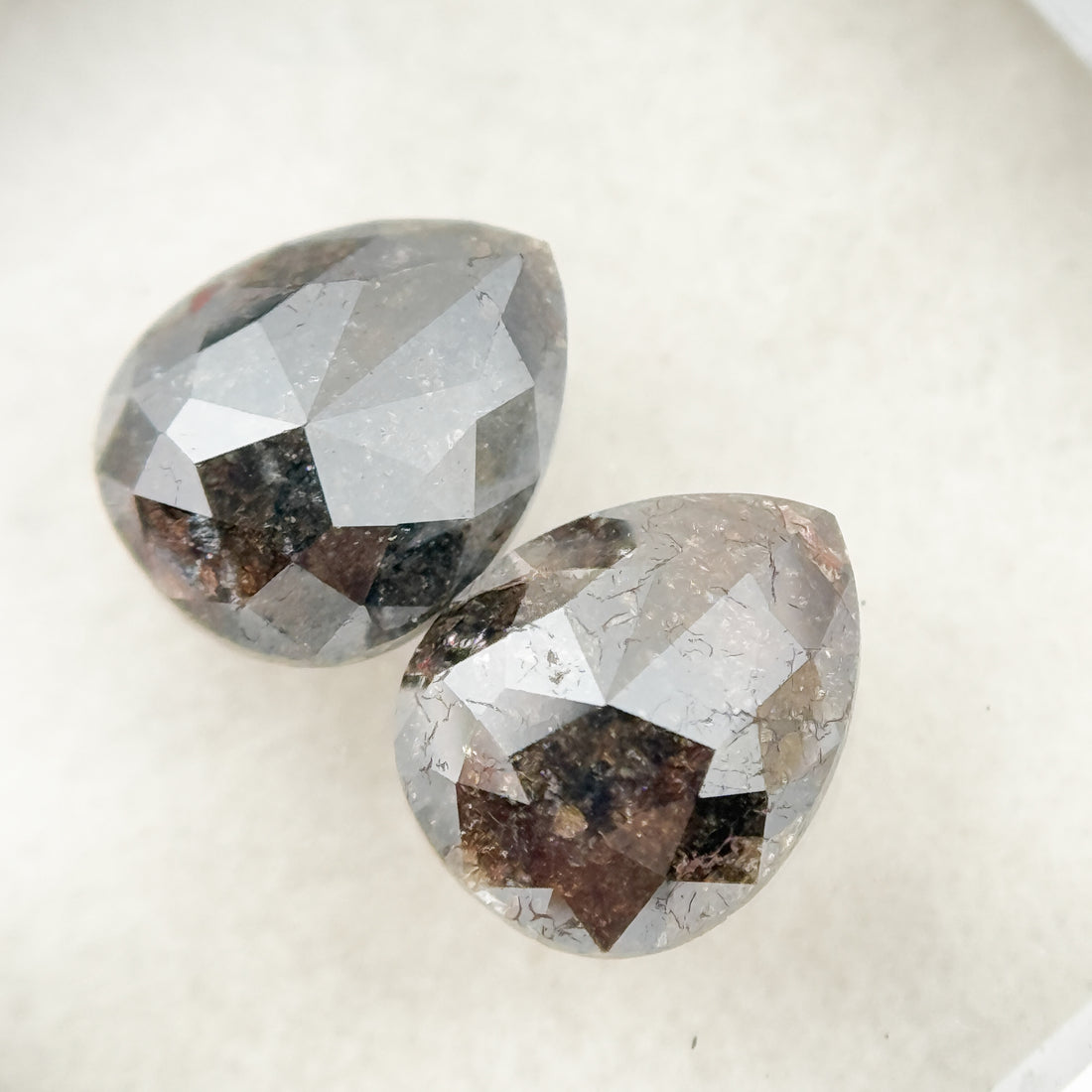 1.92 Ct Pear Rose Cut Red Natural Pair Diamond