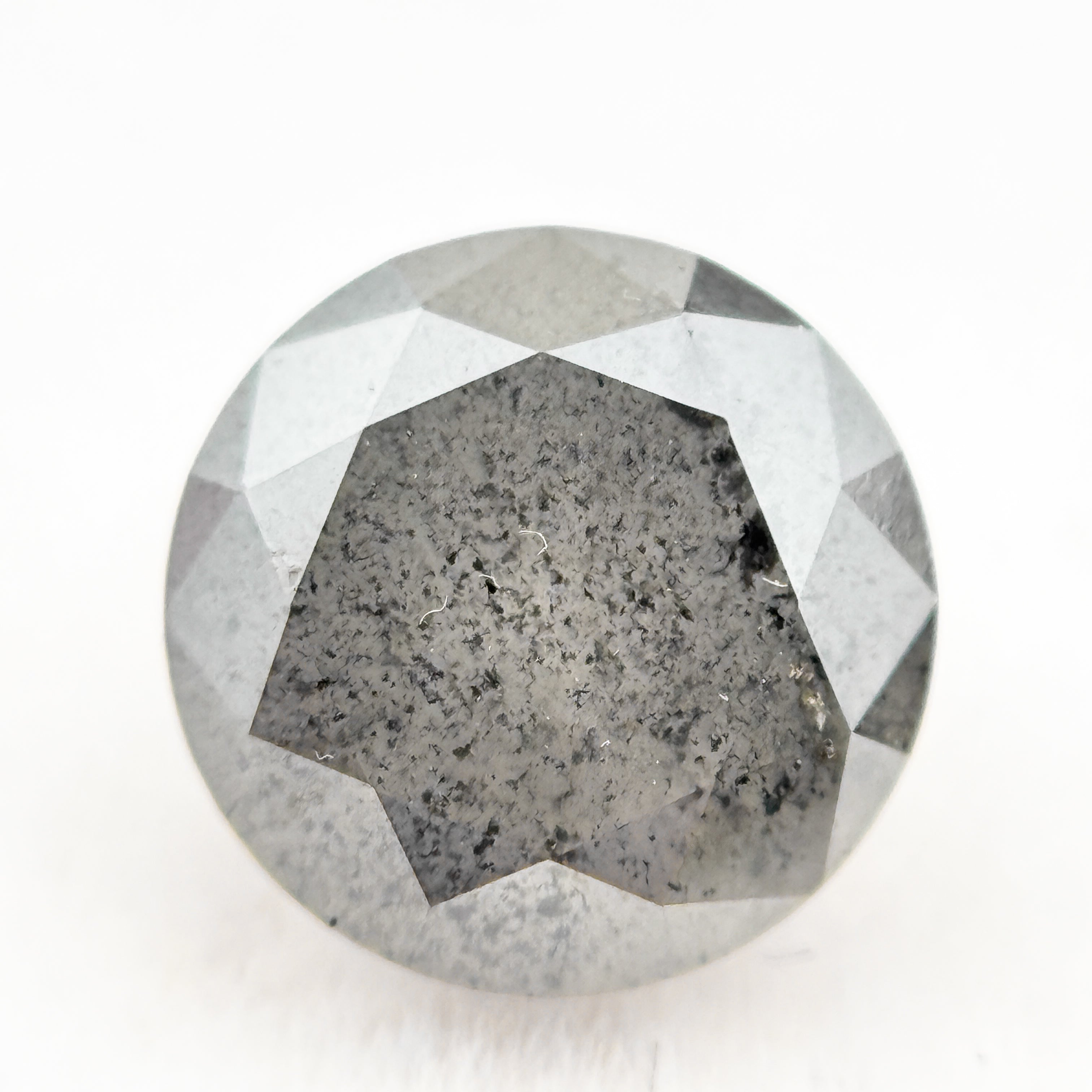 1.67 Ct Round Brilliant Cut Grey Natural Fancy Diamond