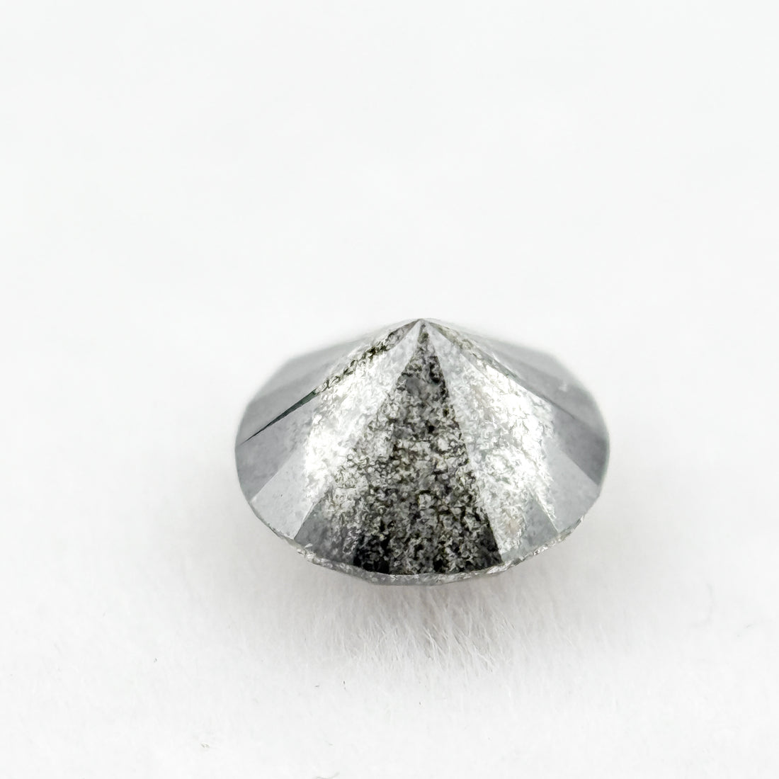 0.55 Ct Round Brilliant Cut Grey Natural Minmal Diamond