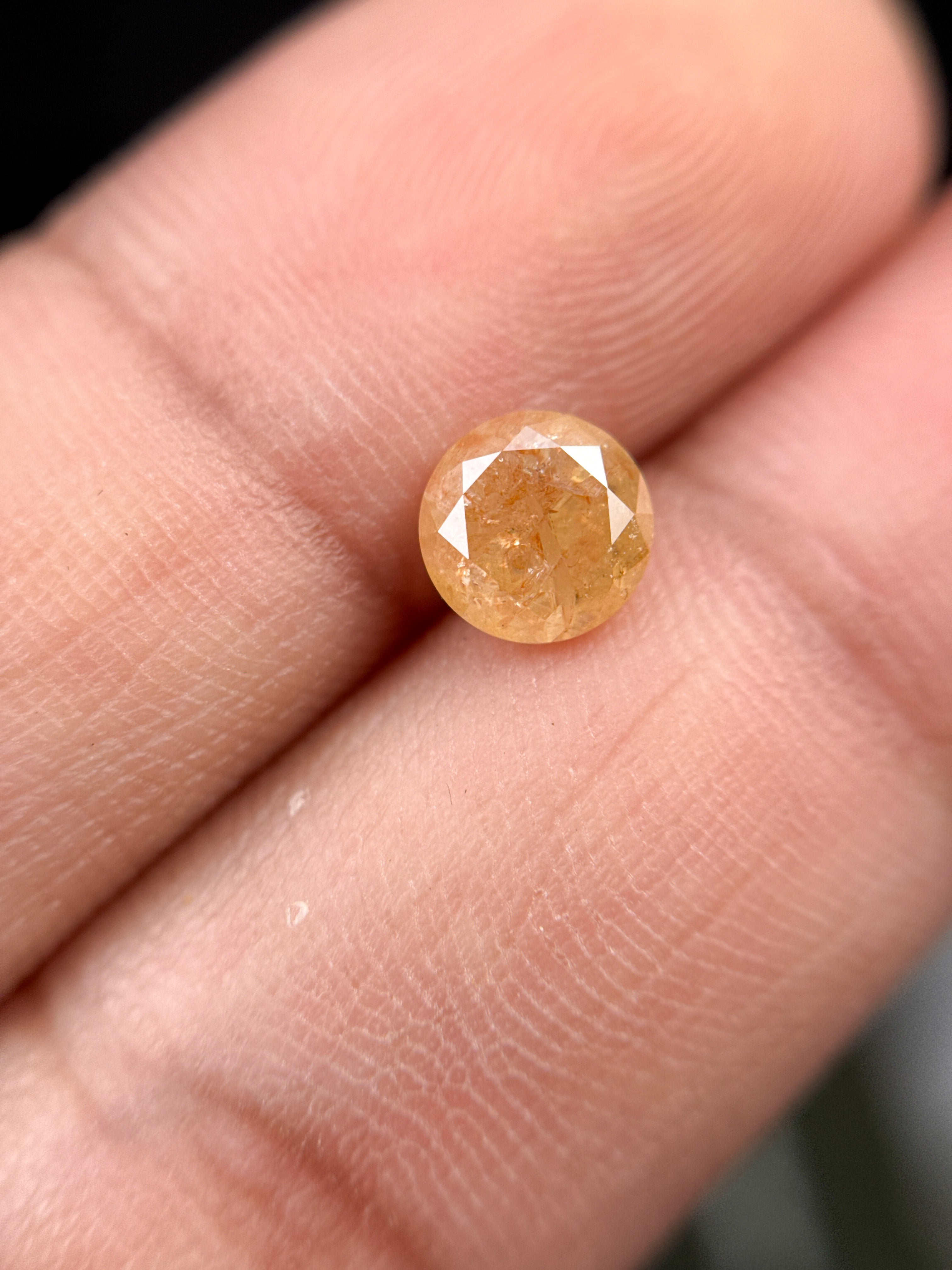 1.31 Ct Round Brilliant Cut Orange Natural Fancy Diamond