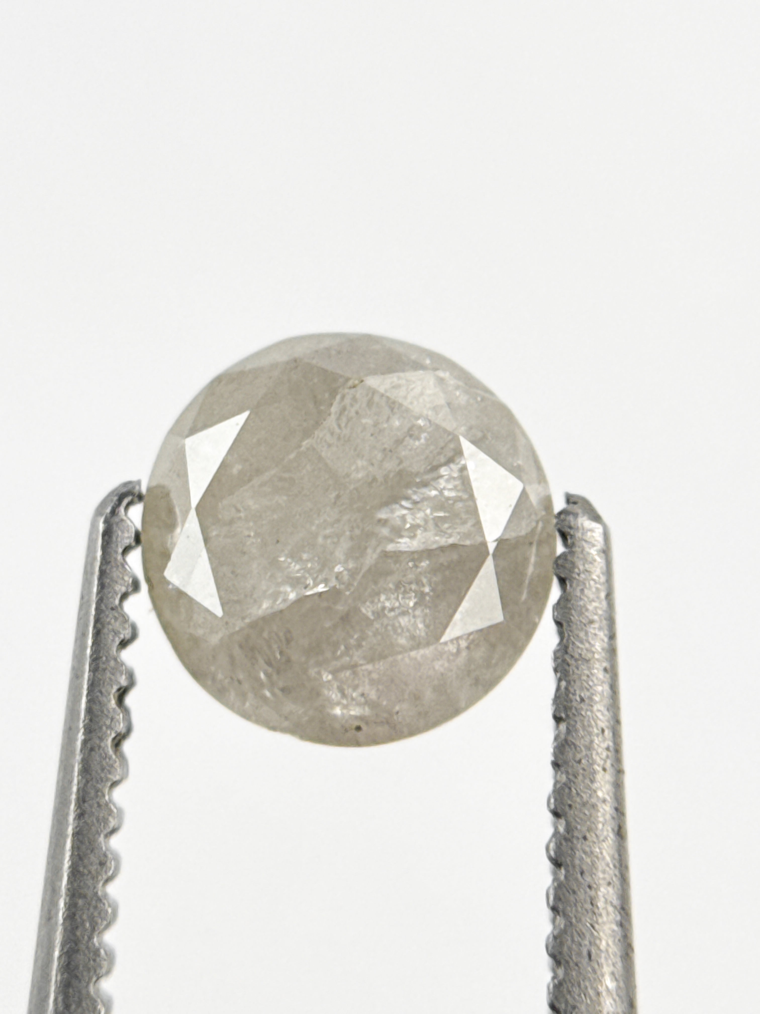 0.87 Ct Round Brilliant Cut Milky White Natural Inclusion Diamond