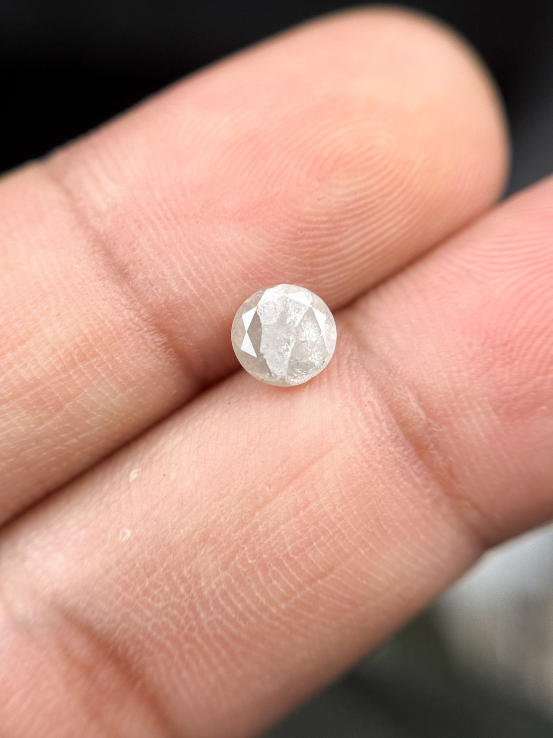 0.87 Ct Round Brilliant Cut Milky White Natural Inclusion Diamond