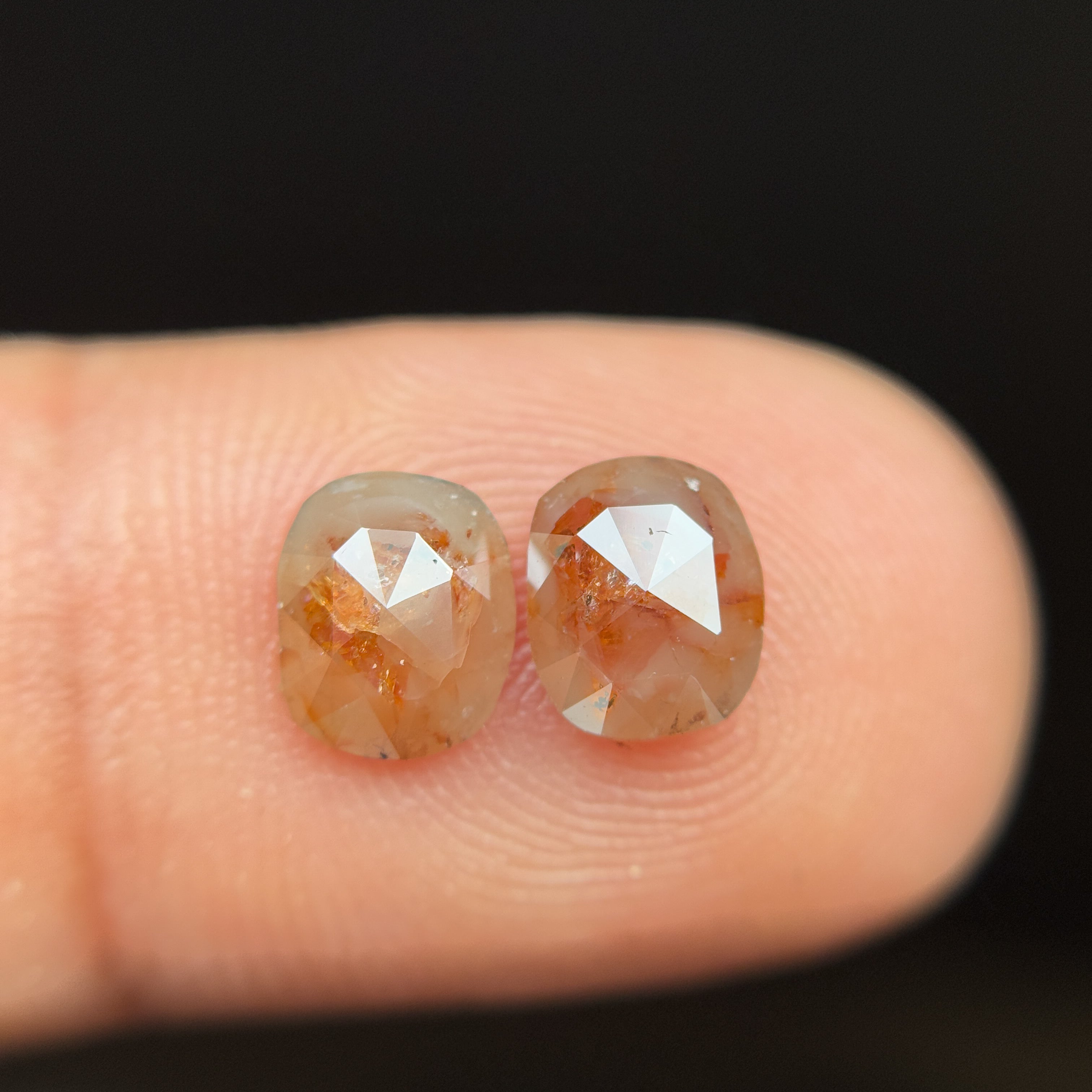 1.72 Ct Oval Rose Cut Red Natural Salt and Pepper Diamond