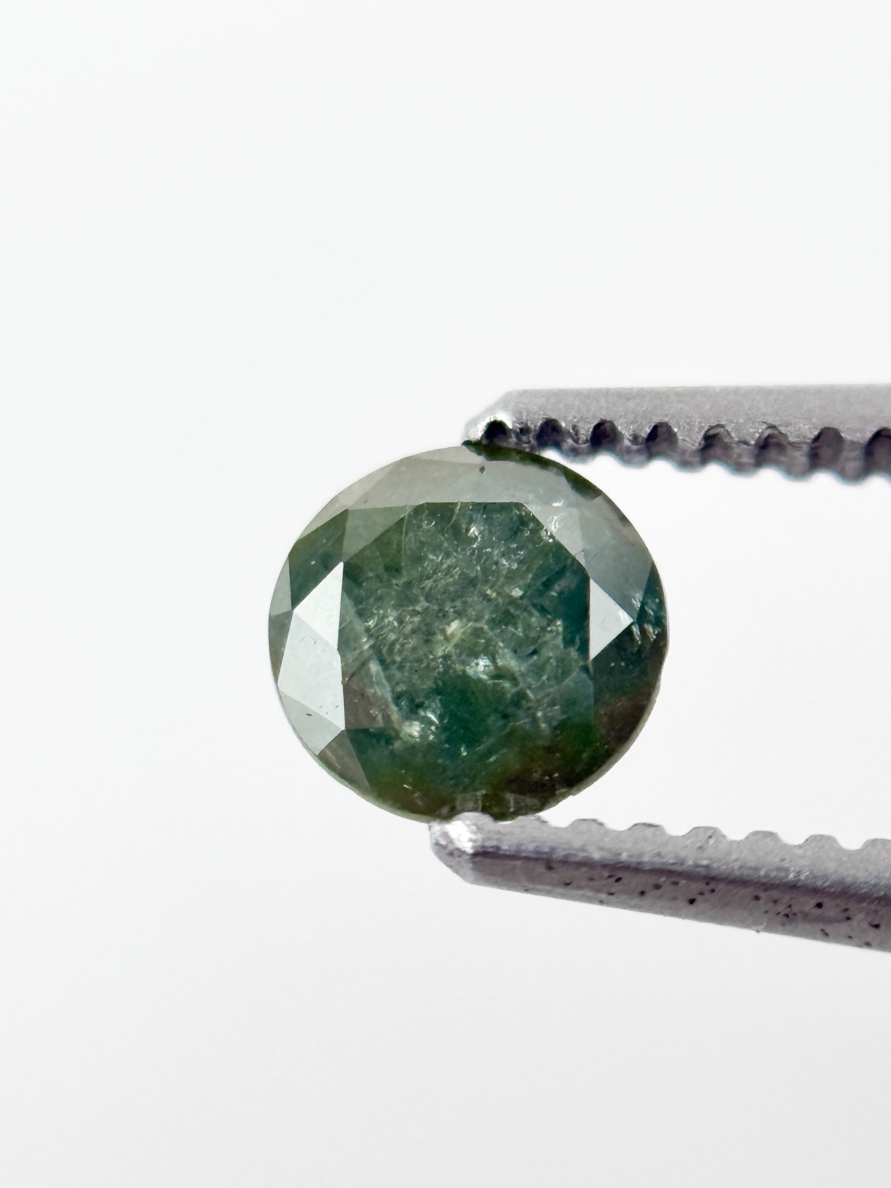 0.39 Ct Round Brilliant Cut Green Natural fancy Minimalist Diamond