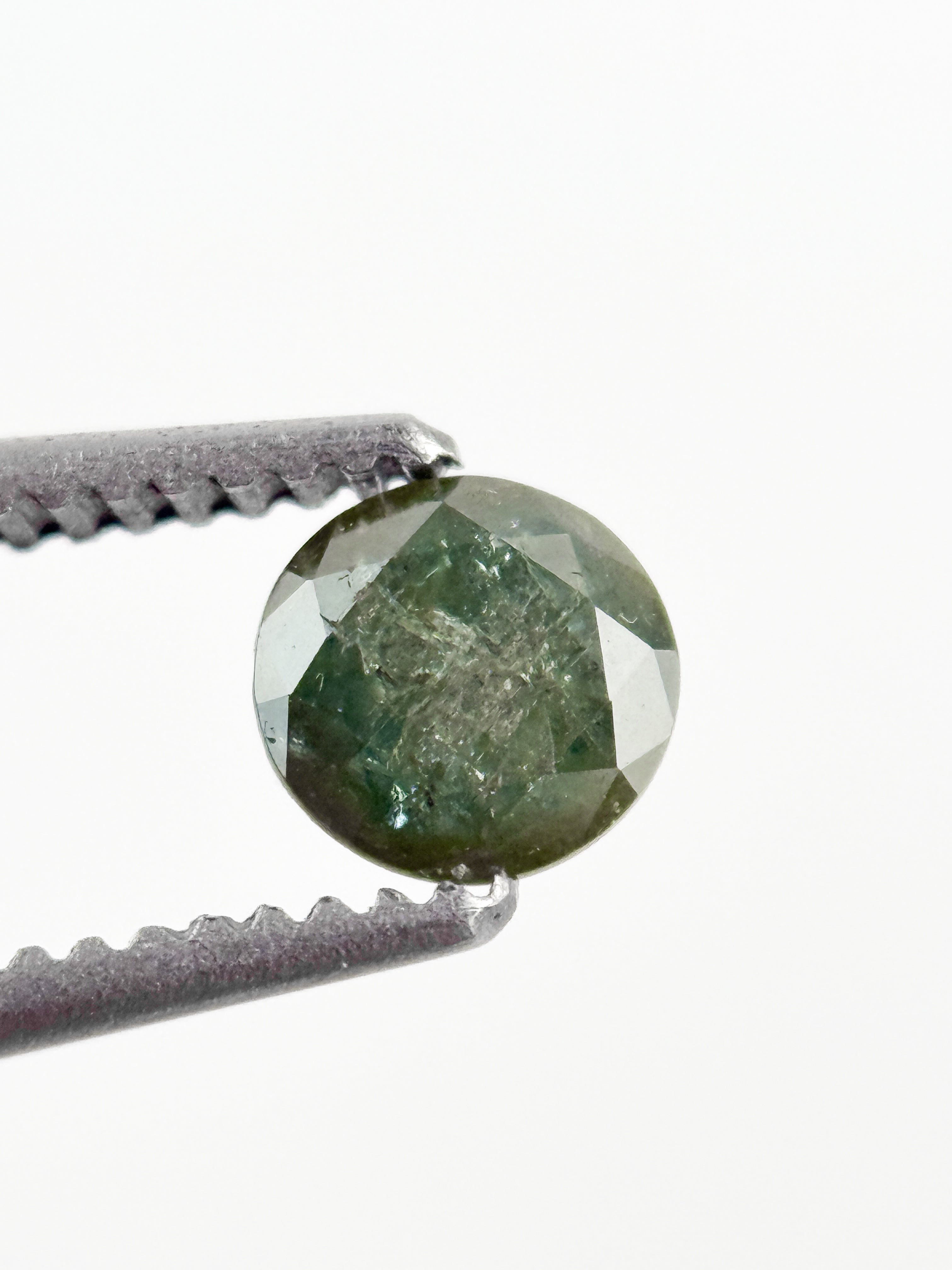 0.39 Ct Round Brilliant Cut Green Natural fancy Minimalist Diamond