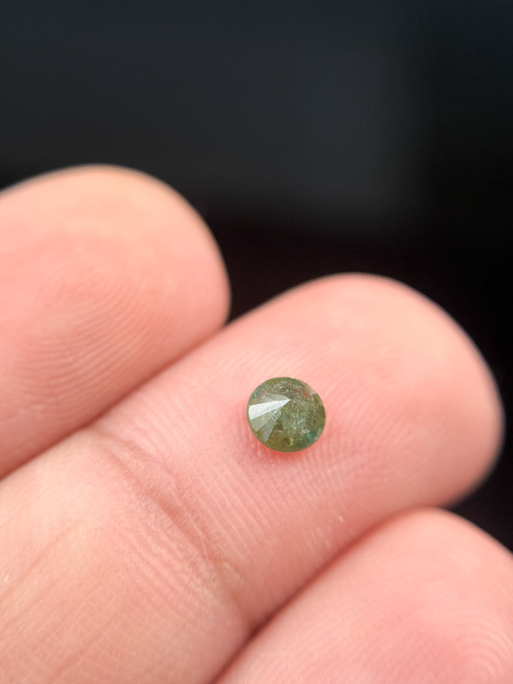 0.39 Ct Round Brilliant Cut Green Natural fancy Minimalist Diamond