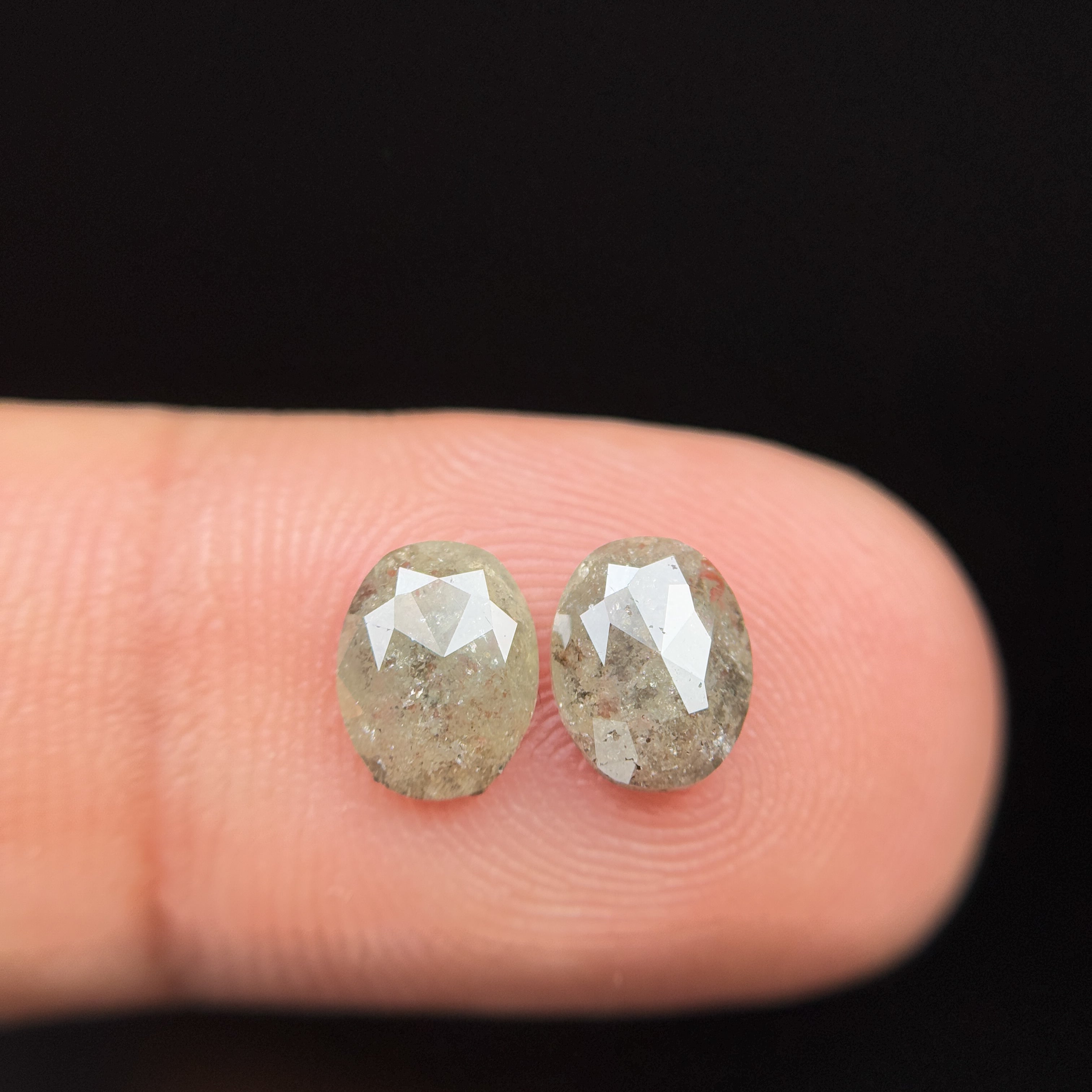 1.57 Ct Oval Rose Cut Grey Natural Salt and Pepper Diamond