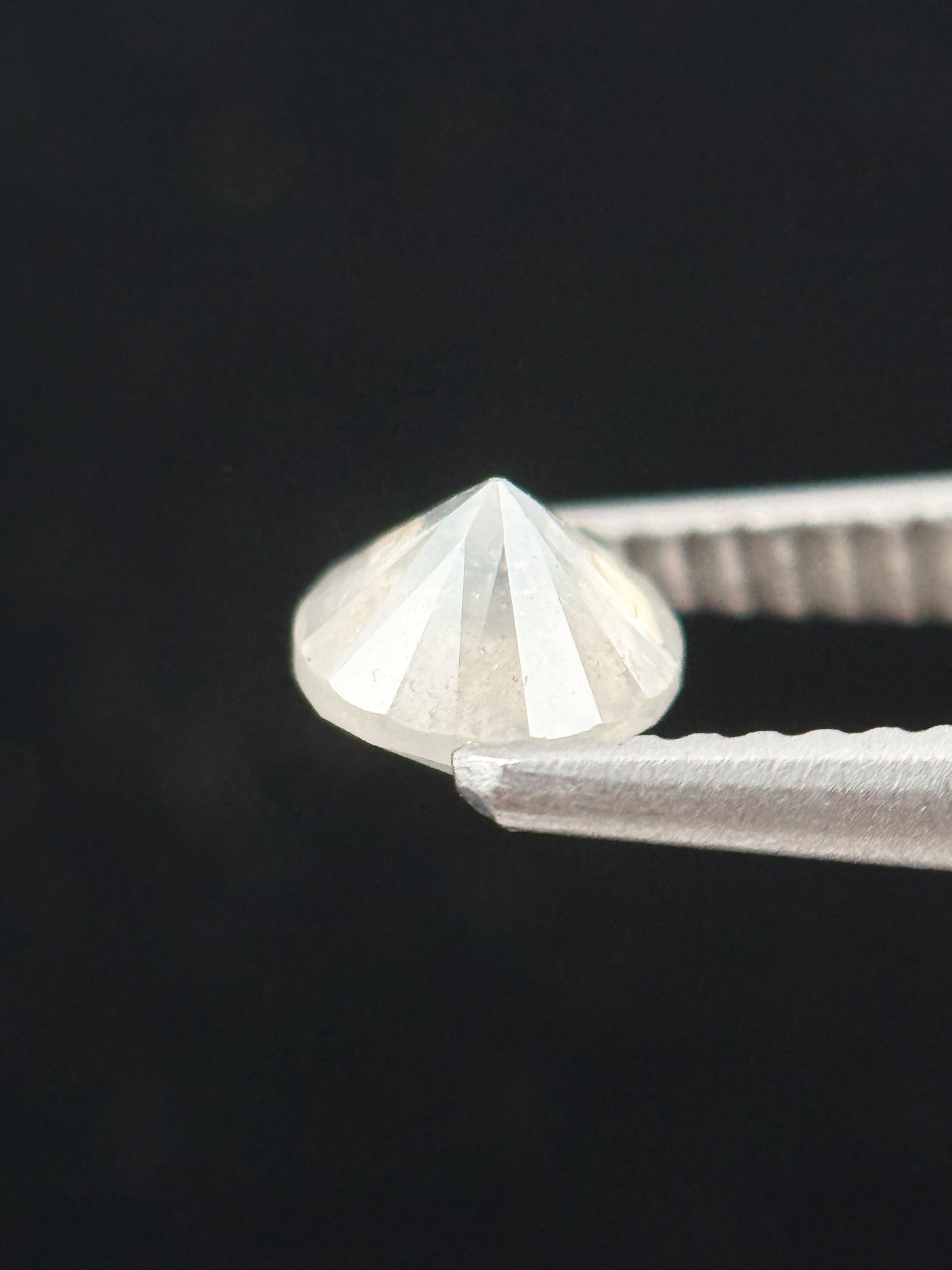 0.38 Ct Round Brilliant Cut White Natural Galaxy Diamond