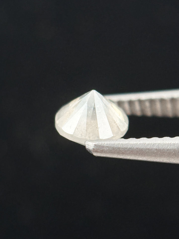 0.38 Ct Round Brilliant Cut White Natural Galaxy Diamond