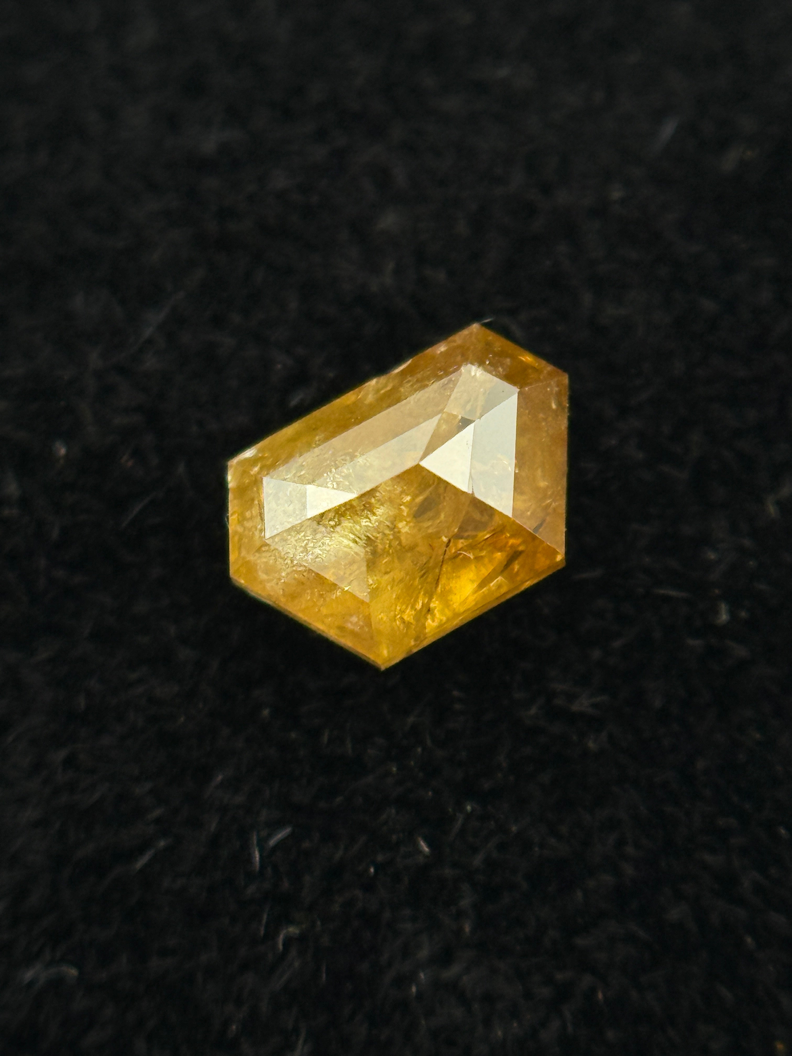 0.40 Ct Trapezoid Rose Cut Yellow Natural Salt and Pepper Diamond