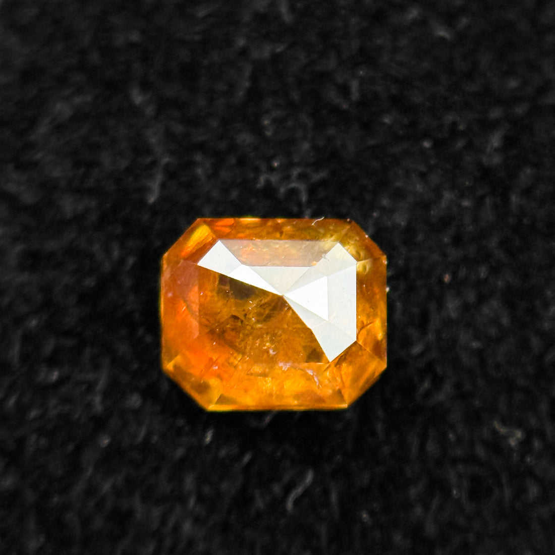 0.39 Ct Emerald Rose Cut Red Natural Salt and Pepper Diamond