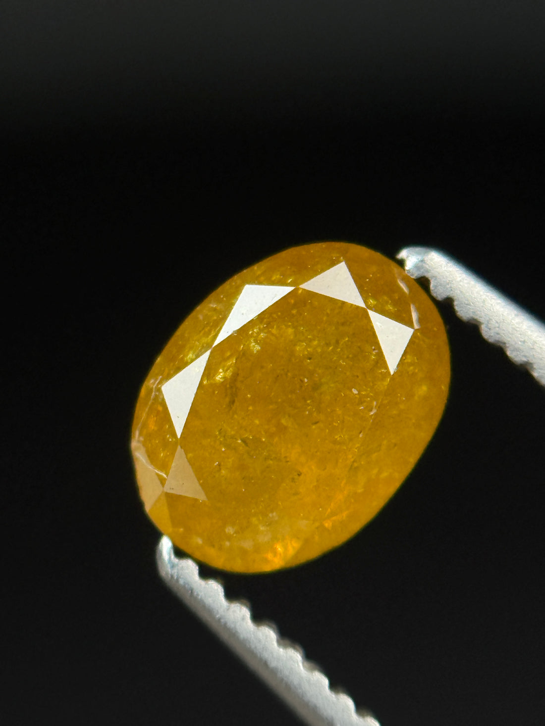 1.22 Ct Oval Brilliant Cut Yellow Natural Fancy Diamond