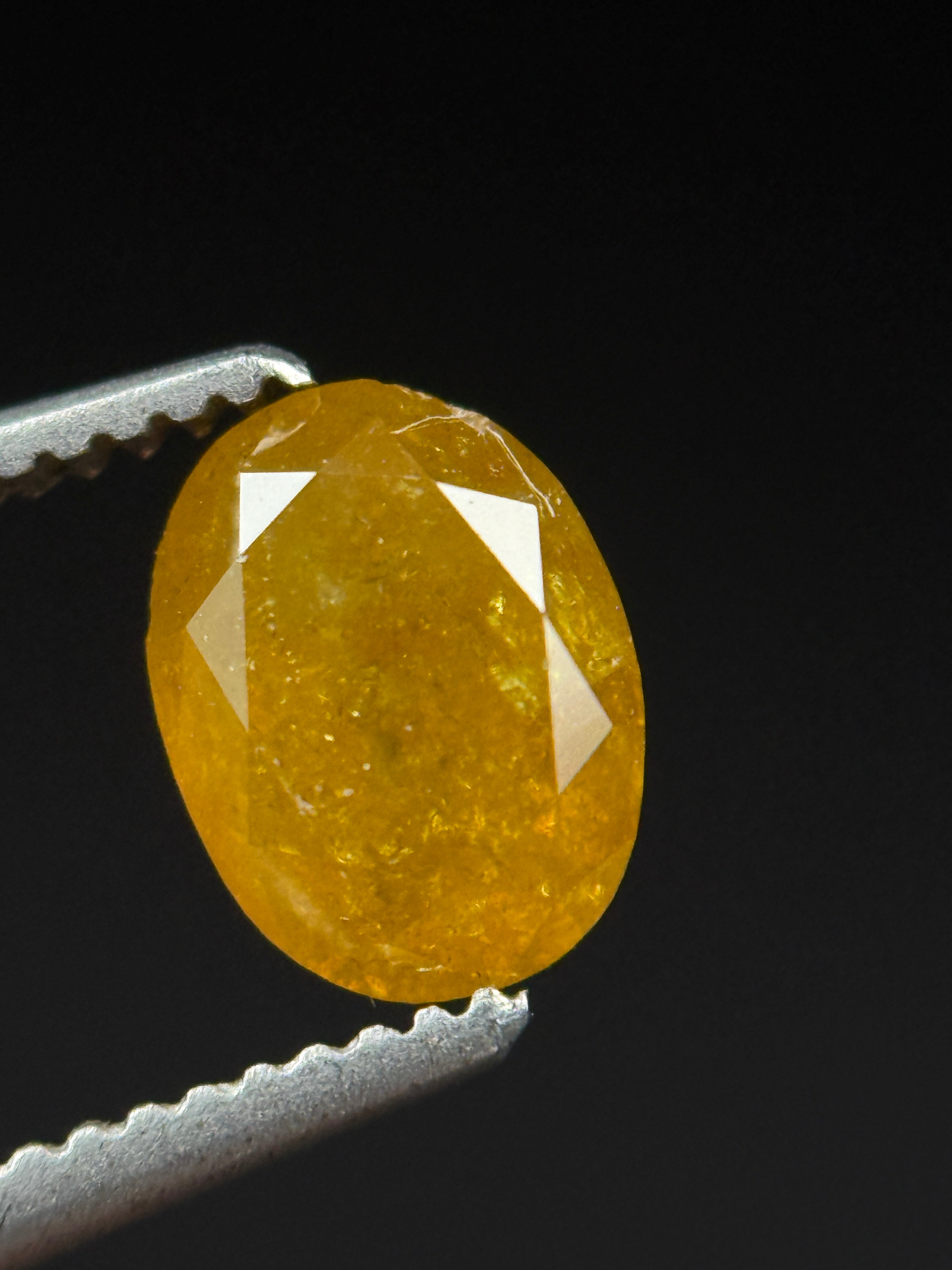 1.22 Ct Oval Brilliant Cut Yellow Natural Fancy Diamond